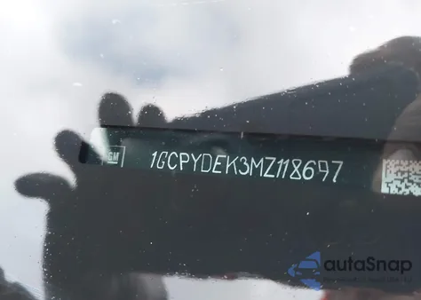 2021 Chevrolet Silverado 1500 4Wd Short Bed Lt z USA, uszkodzony, nr VIN 1GCPYDEK3MZ118697